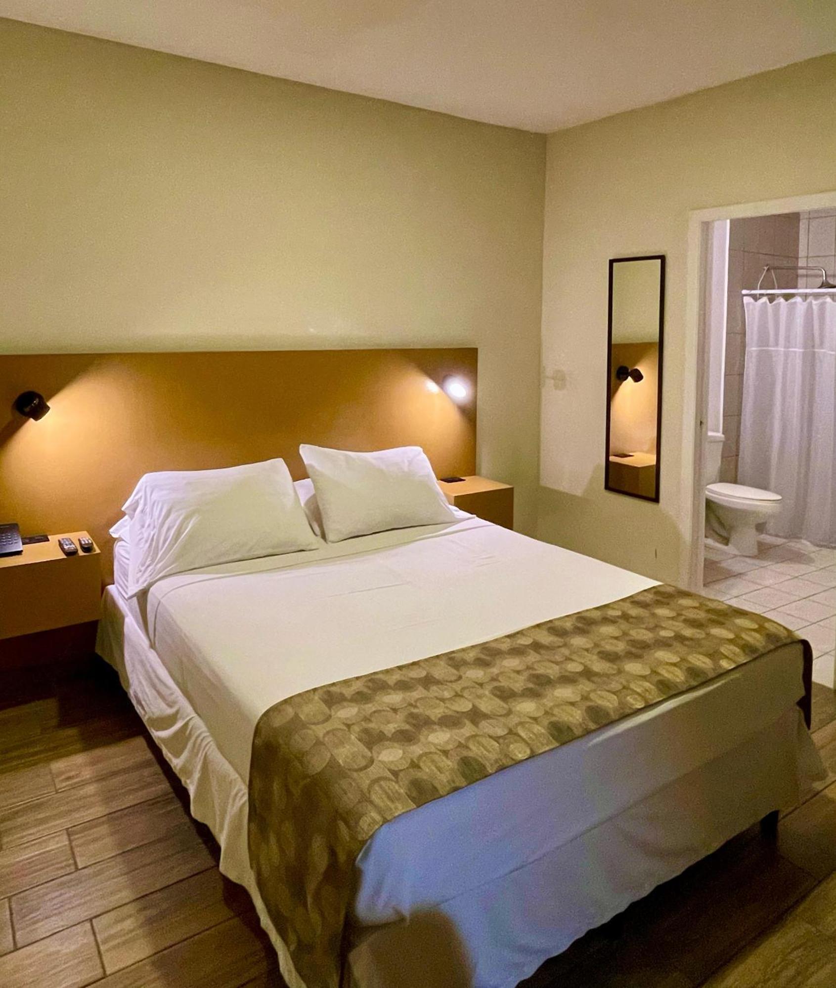 Serena San Benito Hotel 4*