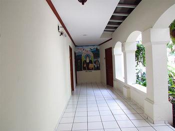 Serena San Benito Hotel 4*